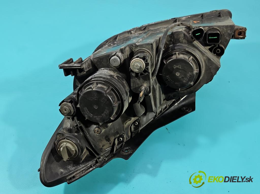 Hyundai I30 I 2007-2012 1.4 16V 109 HP manual 80.2 kW 1396 cm3 5- Reflektor: pravý 92102-2R000 (Svetlo predné pravé)