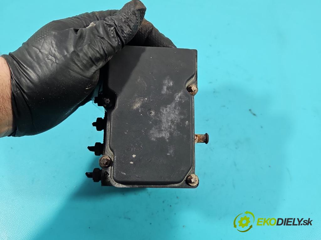 Hyundai I30 I 2007-2012 1.4 16V 109 HP manual 80,2 kW 1396 cm3 5- čerpadlo abs 0265800639 (Pumpa ABS)