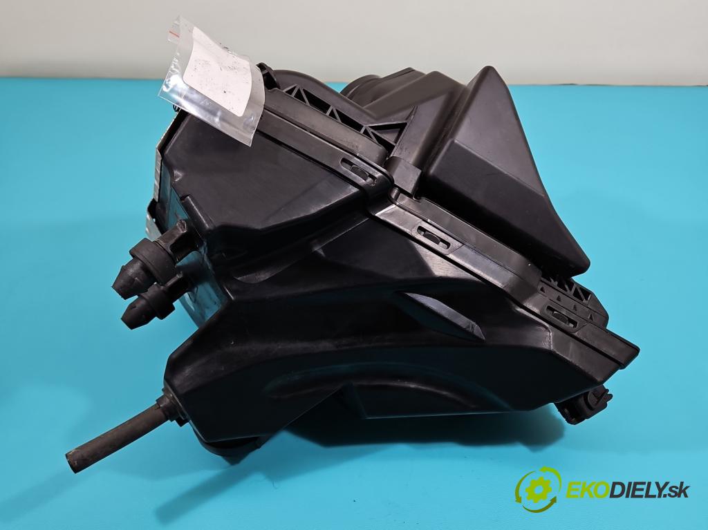 Audi Q5 2008-2016 2.0 TFSI 224hp automatic 165 kW 1984 cm3 5- obal filtra vzduchu 8R0133837S (Obal vzduchového filtra)