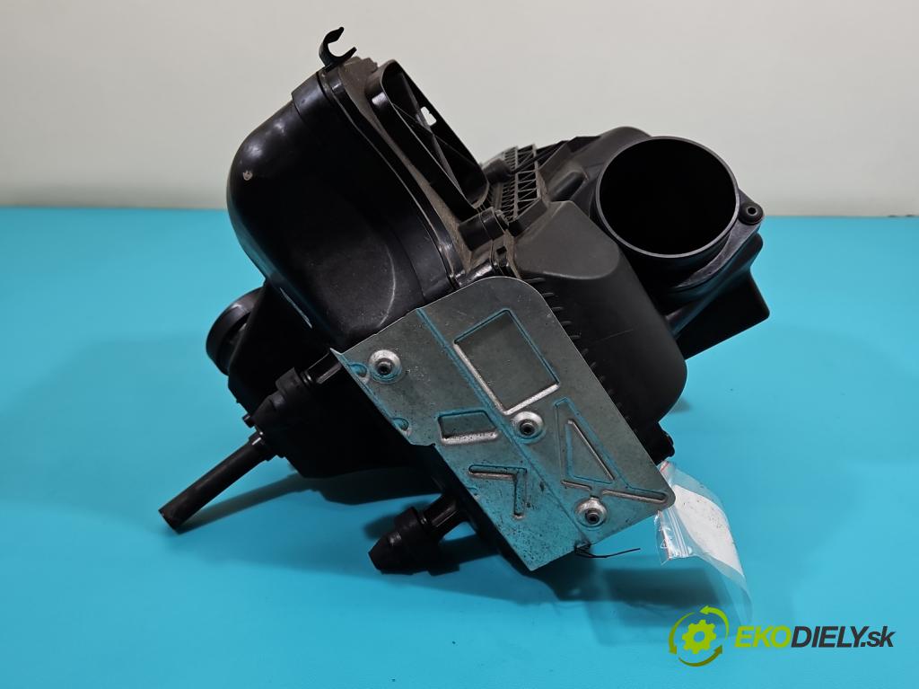 Audi Q5 2008-2016 2.0 TFSI 224hp automatic 165 kW 1984 cm3 5- obal filtra vzduchu 8R0133837S (Obal vzduchového filtra)