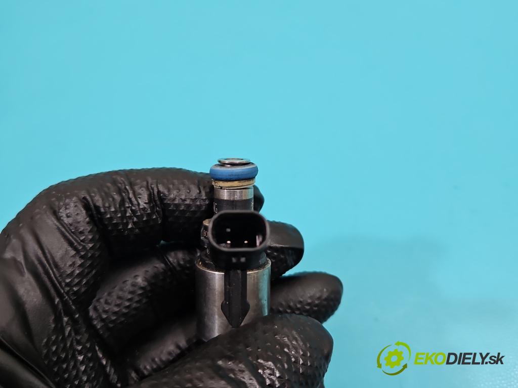 Audi Q5 2008-2016 2.0 TFSI 224 hp automatic 165 kW 1984 cm3 5- vstřikovač 06L906036D (Vstřikovač paliva)