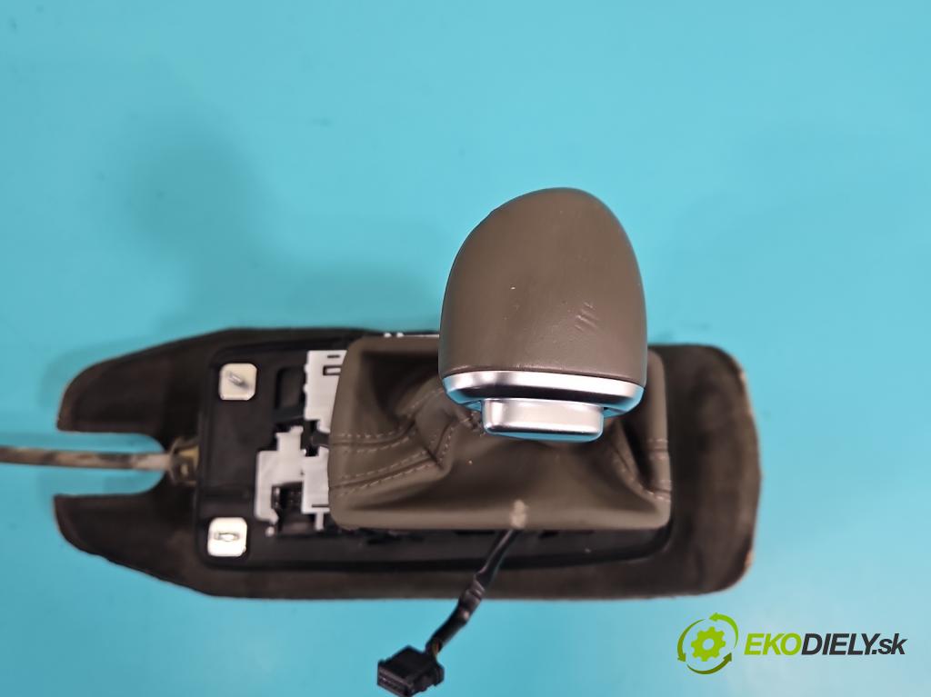 Audi Q5 2008-2016 2.0 TFSI 224hp automatic 165 kW 1984 cm3 5- Páka: Změny: stupeň,rýchlosť 8R1713041K (Rýchlostná páka (kulisa))