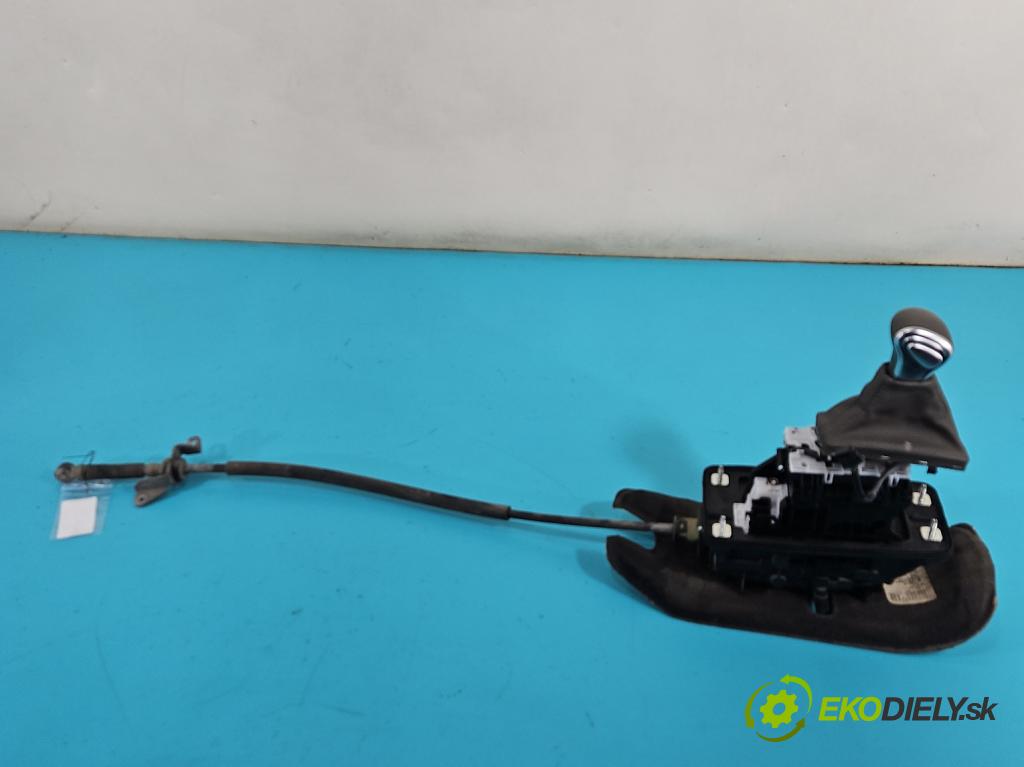 Audi Q5 2008-2016 2.0 TFSI 224hp automatic 165 kW 1984 cm3 5- Páka: Změny: stupeň,rýchlosť 8R1713041K (Rýchlostná páka (kulisa))