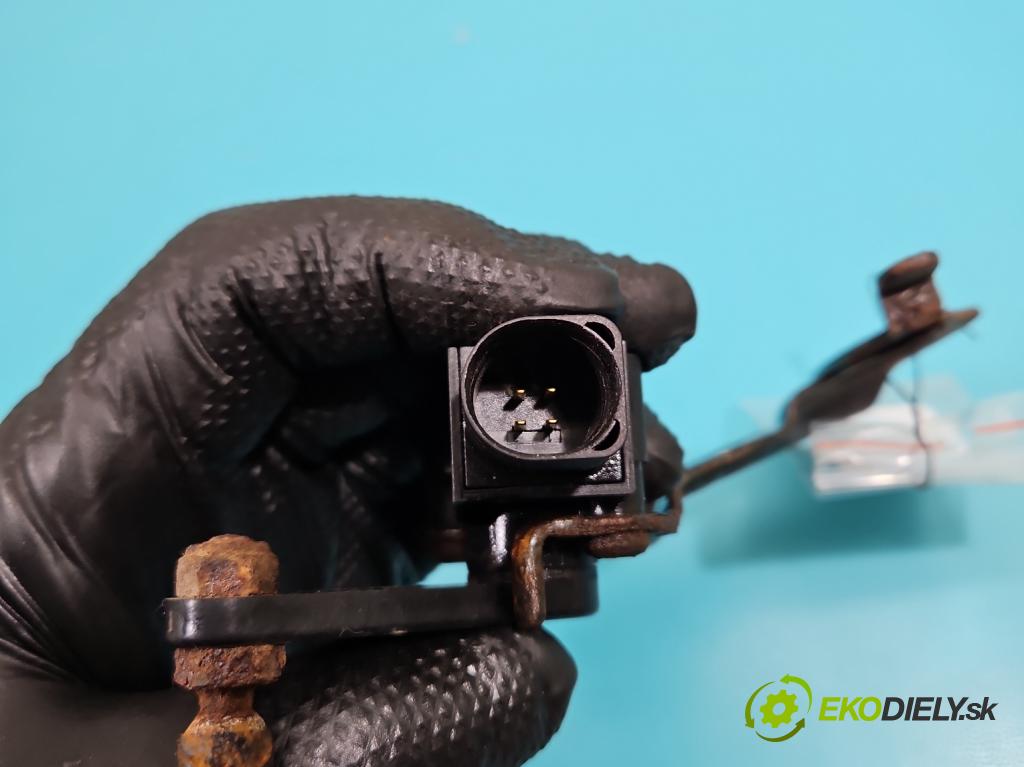 Audi Q5 2008-2016 2.0 TFSI 224hp automatic 165 kW 1984 cm3 5- snímač nastavenia xenon 1T0907503A (Snímač)