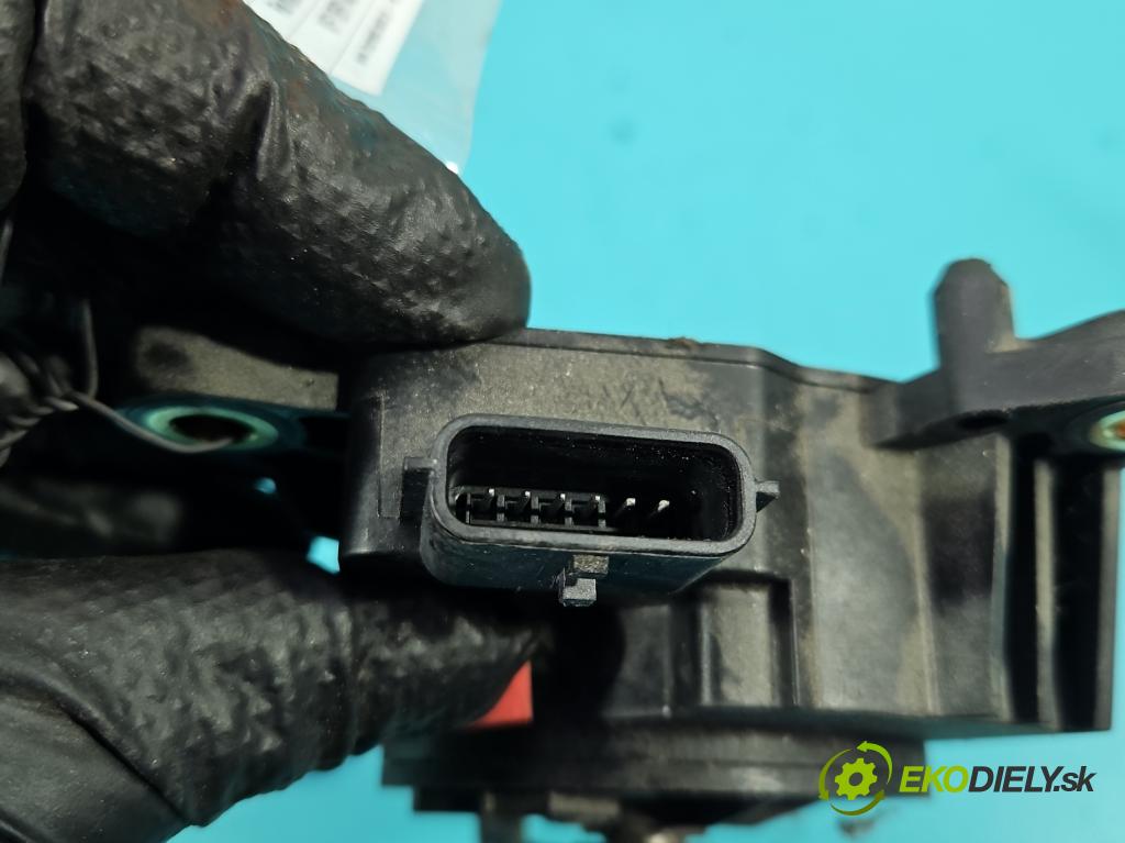 Renault Clio III 2005-2012 1,2.0 101 hp manual 74 kW 1149 cm3 5- pedal plyn: potenciometr: 8200297335
