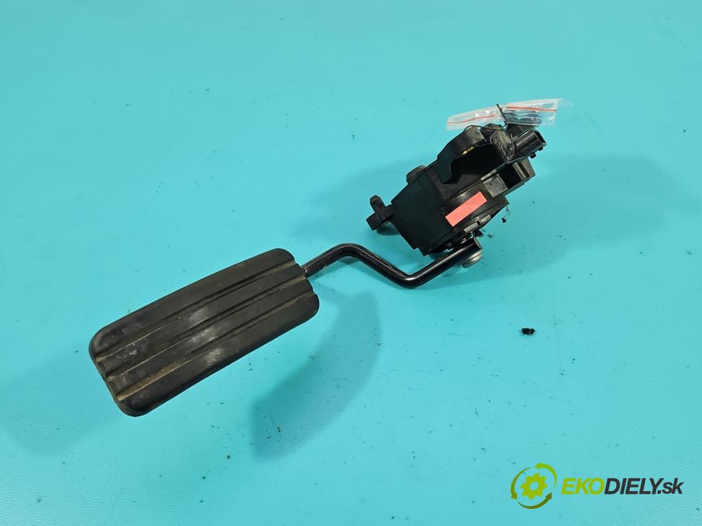 Renault Clio III 2005-2012 1,2.0 101 hp manual 74 kW 1149 cm3 5- pedal plyn: potenciometr: 8200297335