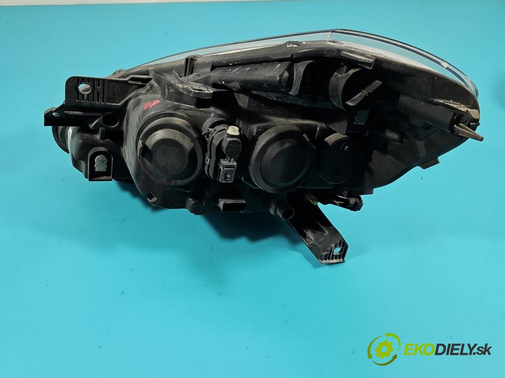 Renault Clio III 2005-2012 1,2.0 101 HP manual 74 kW 1149 cm3 5- Reflektor: pravý 8200892495 (Svetlo predné pravé)