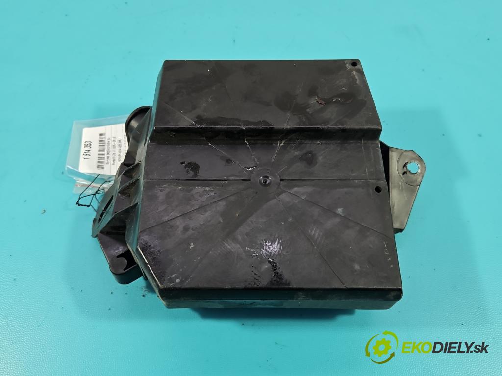 Renault Clio III 2005-2012 1,2.0 101 hp manual 74 kW 1149 cm3 5- skříňka pojistková 902663A (Pojistková skříňka)