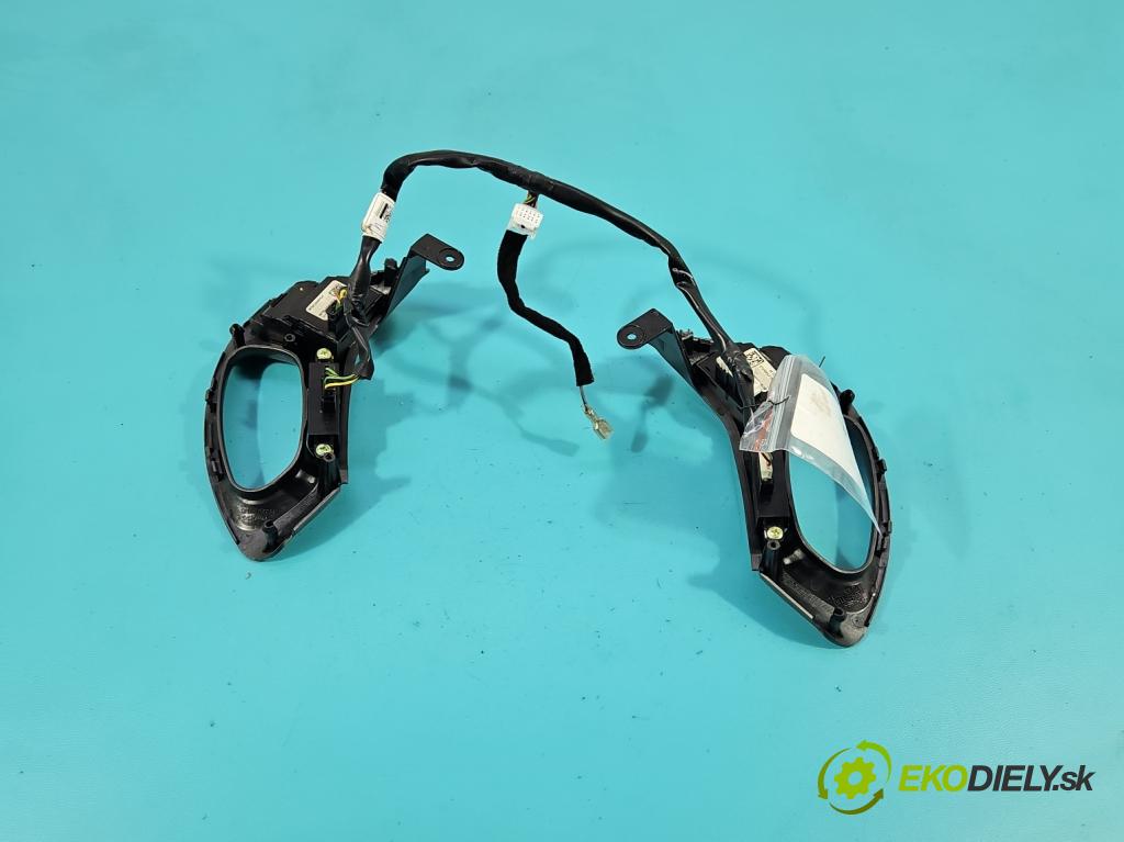 Hyundai Ix35 2.0 crdi 136 HP manual 100 kW 1995 cm3 5- prepínač multifunkční: řízení: 96700-2S305RJ5 (Prepínacie páčky pod volantom)