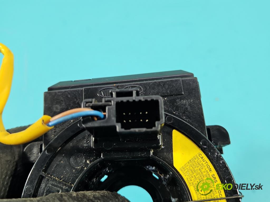 Hyundai Ix35 2.0 crdi 136 HP manual 100 kW 1995 cm3 5- Páska: airbag  (Airbag)