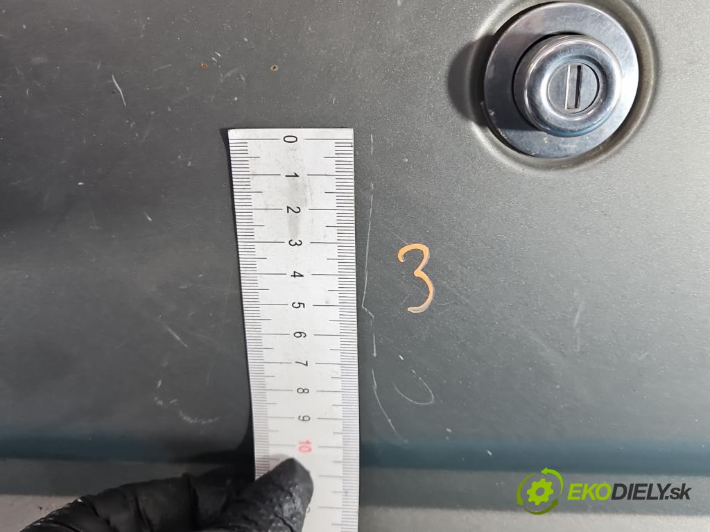 Opel Frontera B 1998-2004 2.2 16V 136hp manual 100 kW 2198 cm3 5- zadní kufrové dveře  (Zadní kapota (kufr))