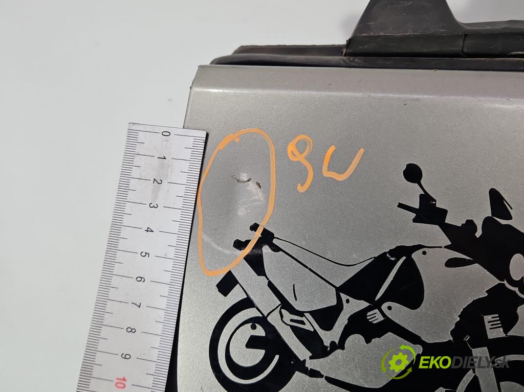 Opel Frontera B 1998-2004 2.2 16V 136hp manual 100 kW 2198 cm3 5- zadní kufrové dveře  (Zadní kapota (kufr))