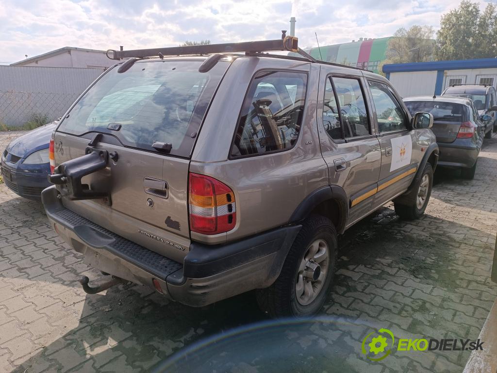 Opel Frontera B 1998-2004 2.2 16V 136hp manual 100 kW 2198 cm3 5- zadní kufrové dveře  (Zadní kapota (kufr))