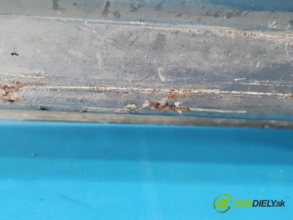 Opel Frontera B 1998-2004 2.2 16V 136hp manual 100 kW 2198 cm3 5- zadní kufrové dveře  (Zadní kapota (kufr))