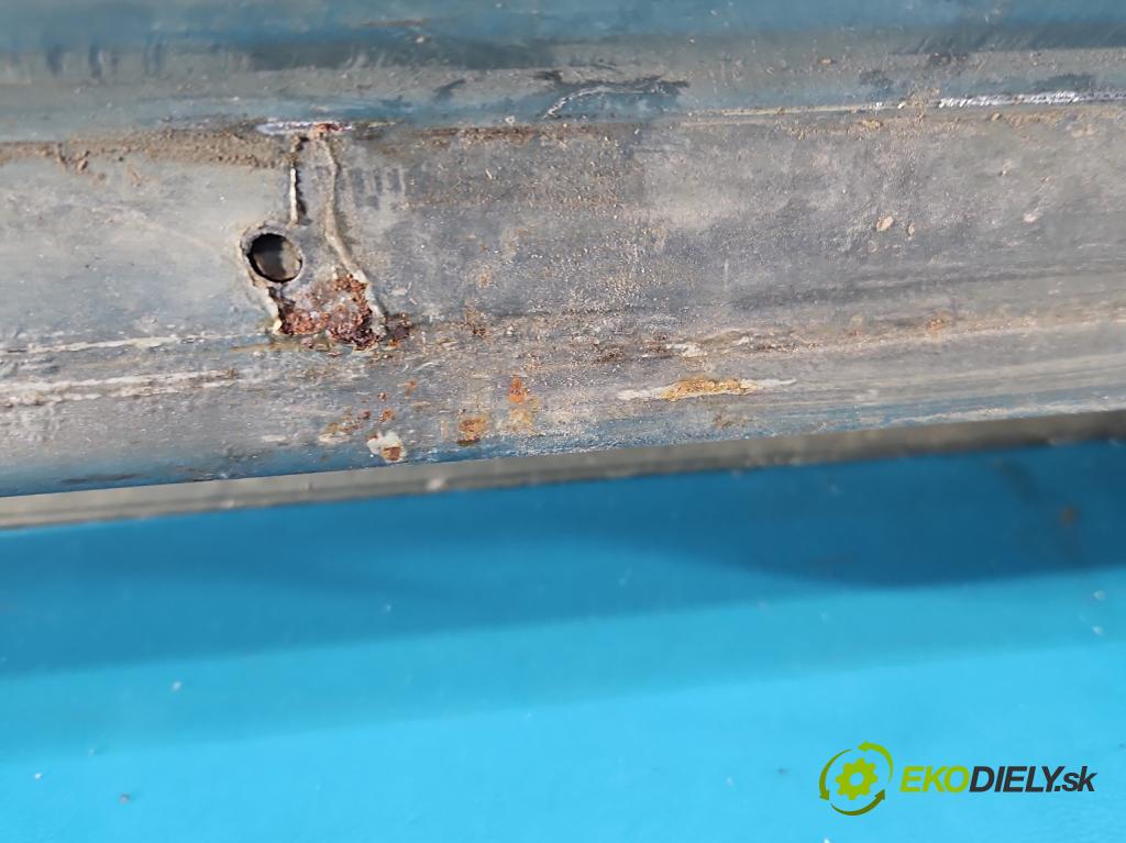 Opel Frontera B 1998-2004 2.2 16V 136hp manual 100 kW 2198 cm3 5- zadní kufrové dveře  (Zadní kapota (kufr))