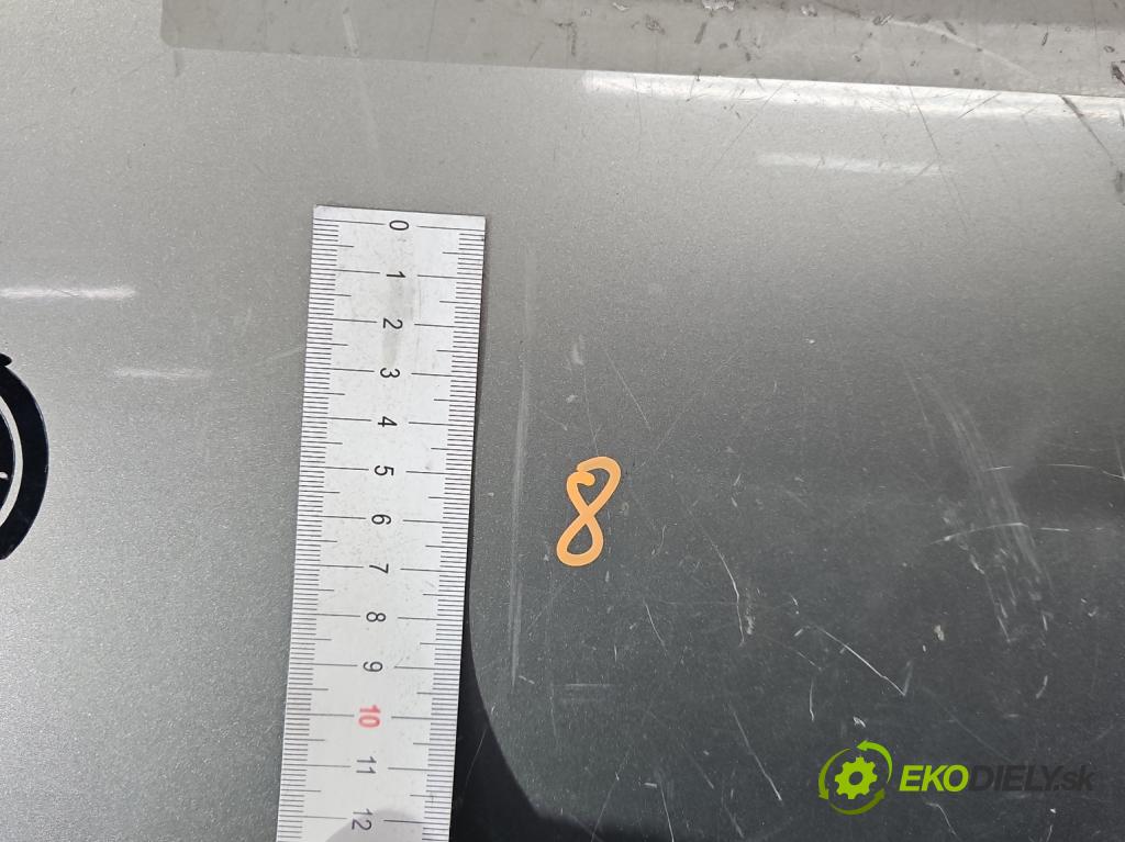 Opel Frontera B 1998-2004 2.2 16V 136hp manual 100 kW 2198 cm3 5- zadní kufrové dveře  (Zadní kapota (kufr))