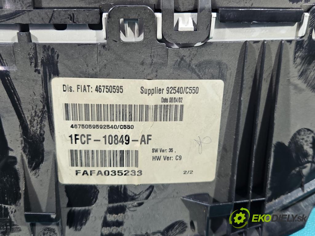 Fiat Stilo 1.6 16V 103 hp manual 76 kW 1596 cm3 3- Přístrojová deska 46750595 (Přístrojová deska)