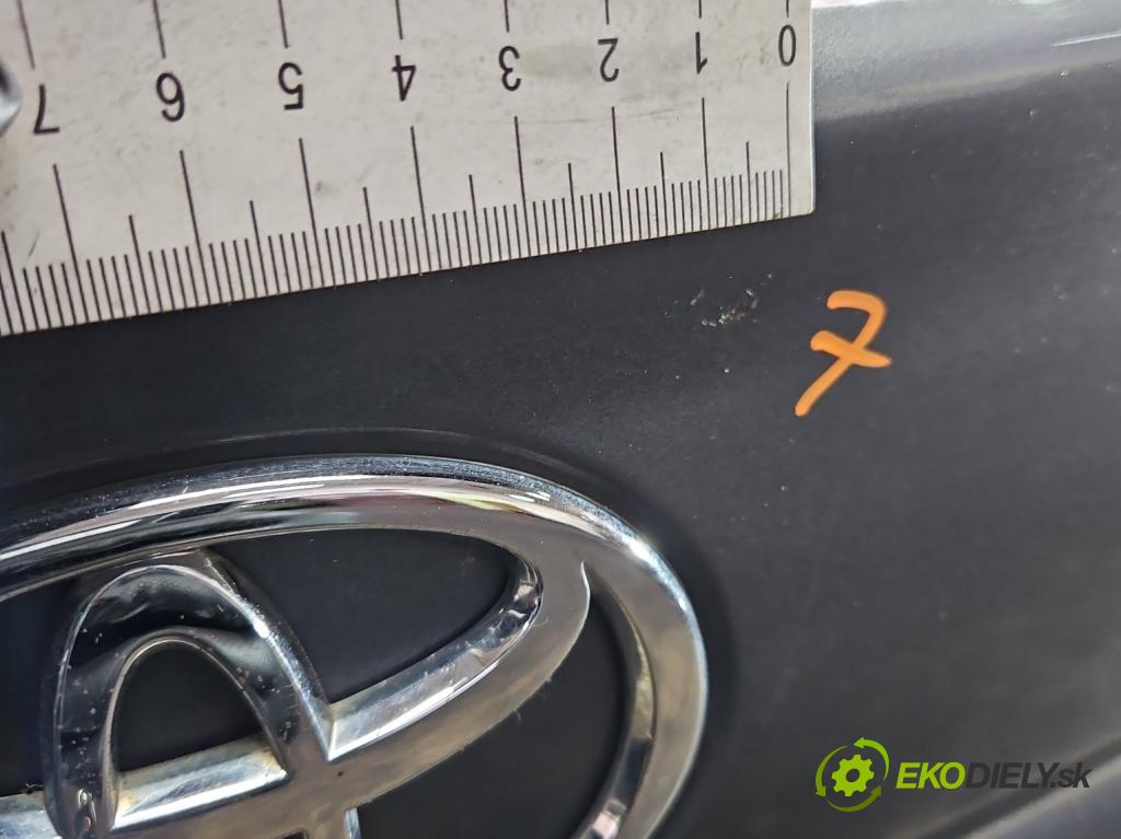 Toyota Avensis II T25 2003-2008 2.0 D4D 110 hp manual 81 kW 1995 cm3 5- zadní kufrové dveře  (Zadní kapota (kufr))