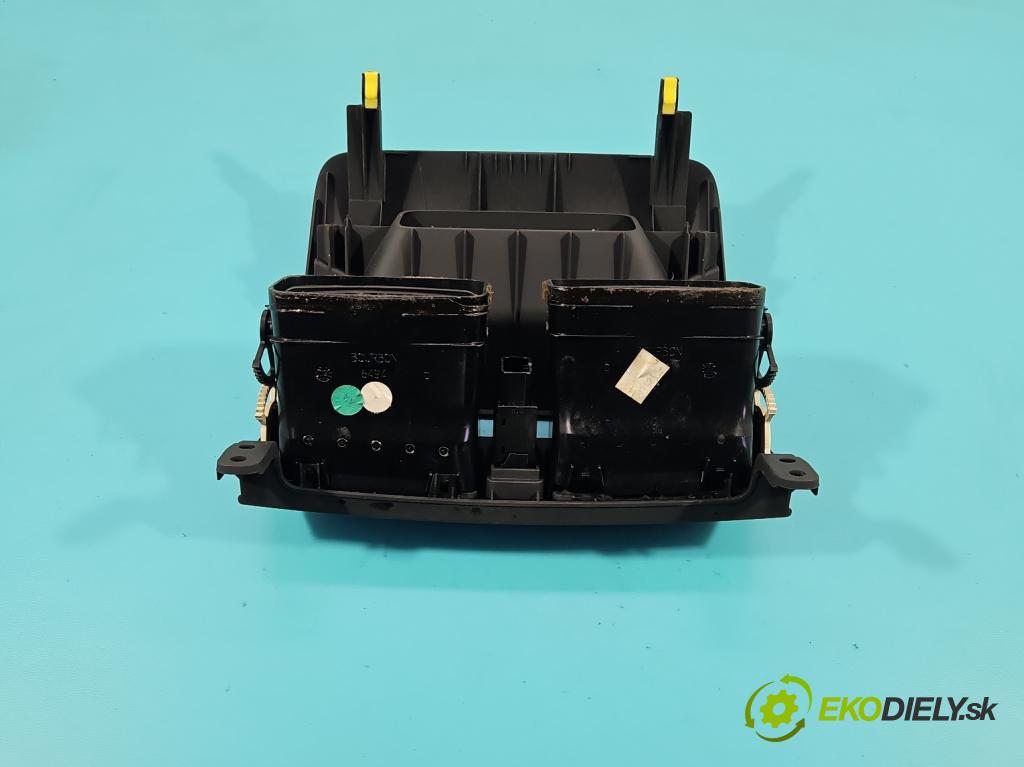 Toyota Avensis II T25 2003-2008 2.0 D4D 110 hp manual 81 kW 1995 cm3 5- Mřížka: topení medián:  (Mřížka topení)