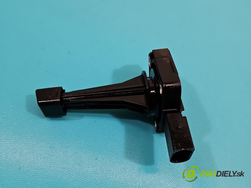 Hyundai Ix35 2.0 crdi 136 HP manual 100 kW 1995 cm3 5- snímač úroveň: oleja: 21590-2A100 (Snímač)