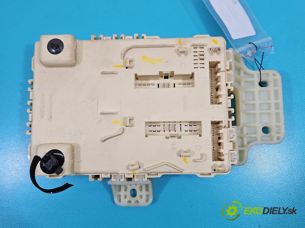 Hyundai Ix35 2.0 crdi 136hp manual 100 kW 1995 cm3 5- skříňka pojistková 91950-2S721 (Pojistková skříňka)