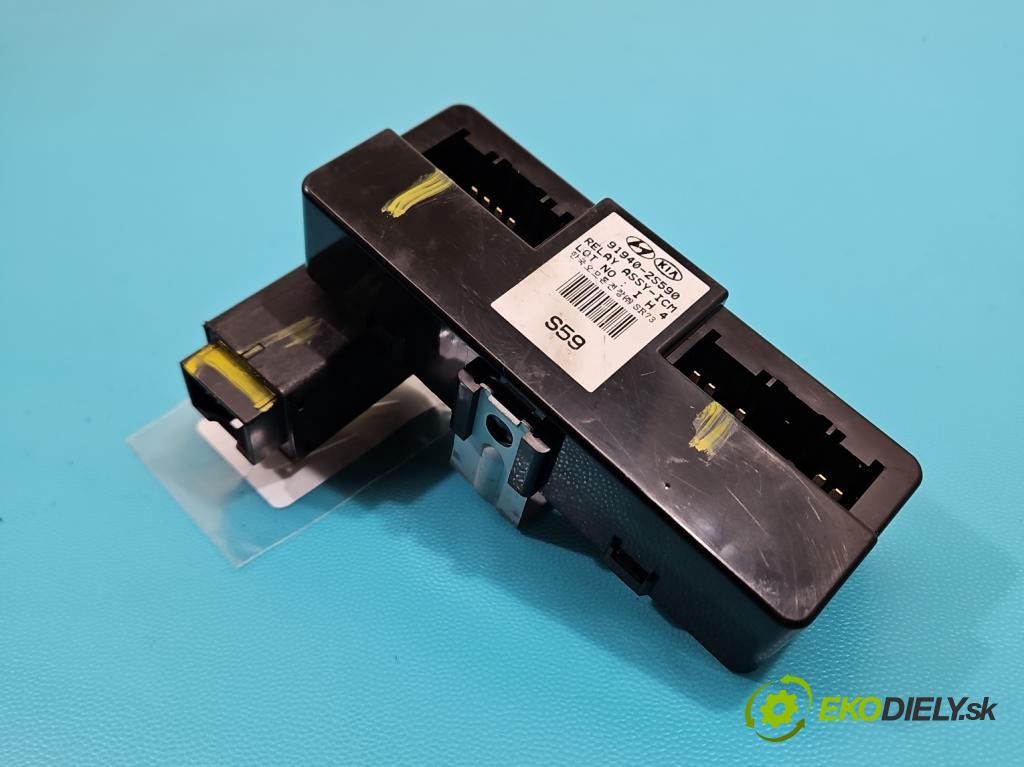 Hyundai Ix35 2.0 crdi 136 HP manual 100 kW 1995 cm3 5- riadiaca jednotka ostatné 91940-2S590