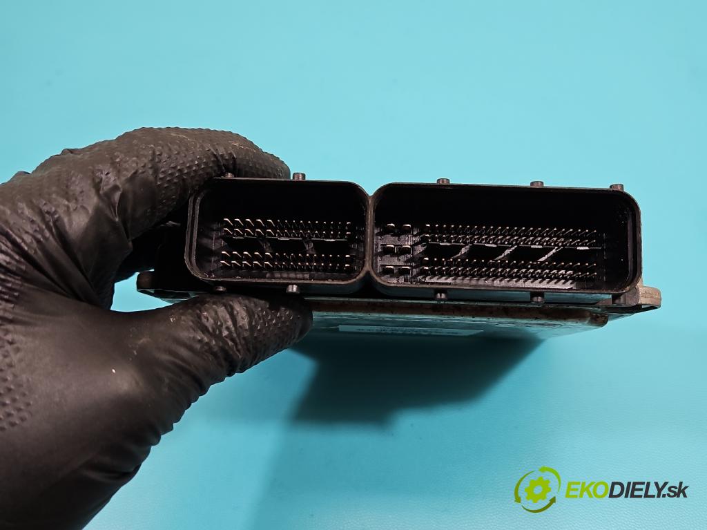 Hyundai Ix35 2.0 crdi 136 HP manual 100 kW 1995 cm3 5- riadiaca jednotka motora 0281030303