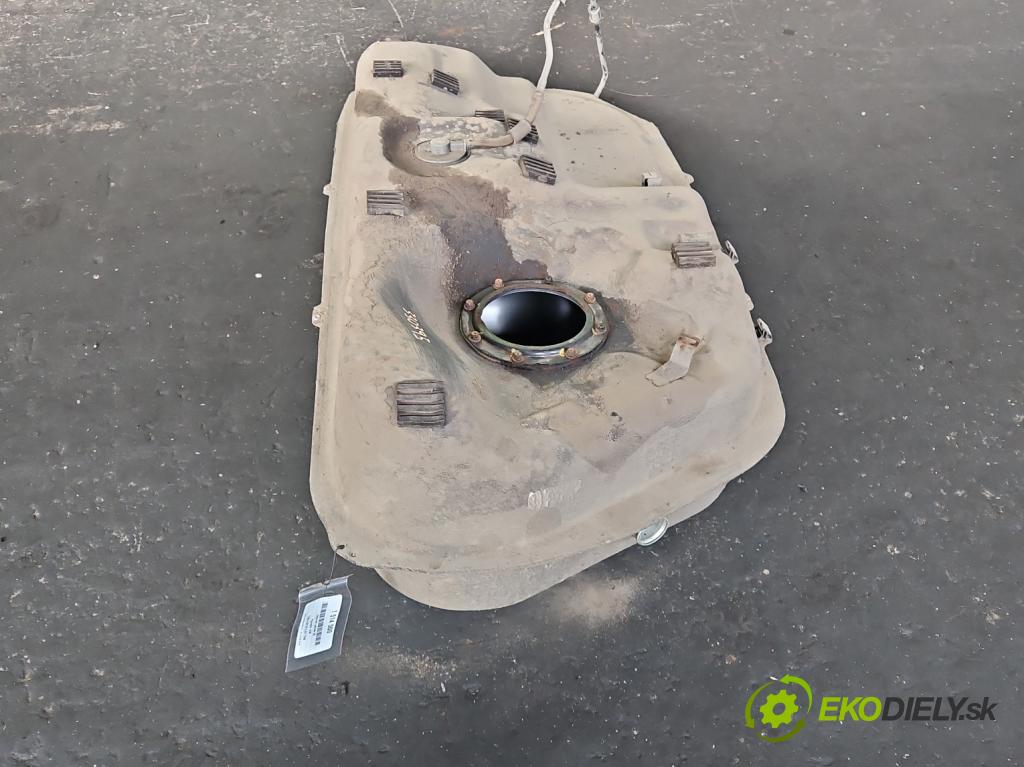 Hyundai Ix35 2.0 crdi 136hp manual 100 kW 1995 cm3 5- Nádrž: paliva 31100-2Y030 (Palivová nádrž)