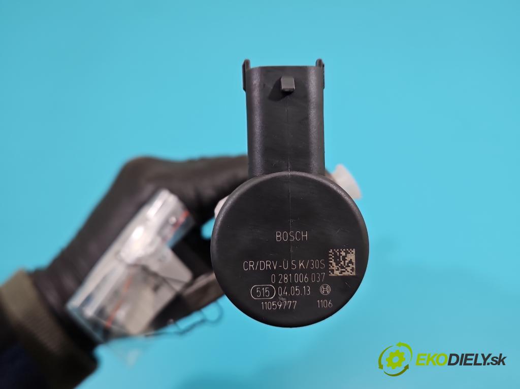 Hyundai Ix35 2.0 crdi 136 HP manual 100 kW 1995 cm3 5- lišta vstrekovacia 0445214211 (Vstrekovacia lišta)