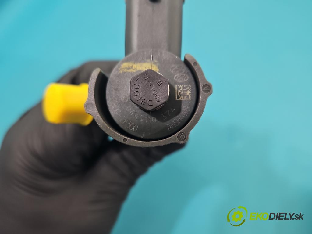 Hyundai Ix35 2.0 crdi 136hp manual 100 kW 1995 cm3 5- vstřikovač 0445110374 (Vstřikovač paliva)