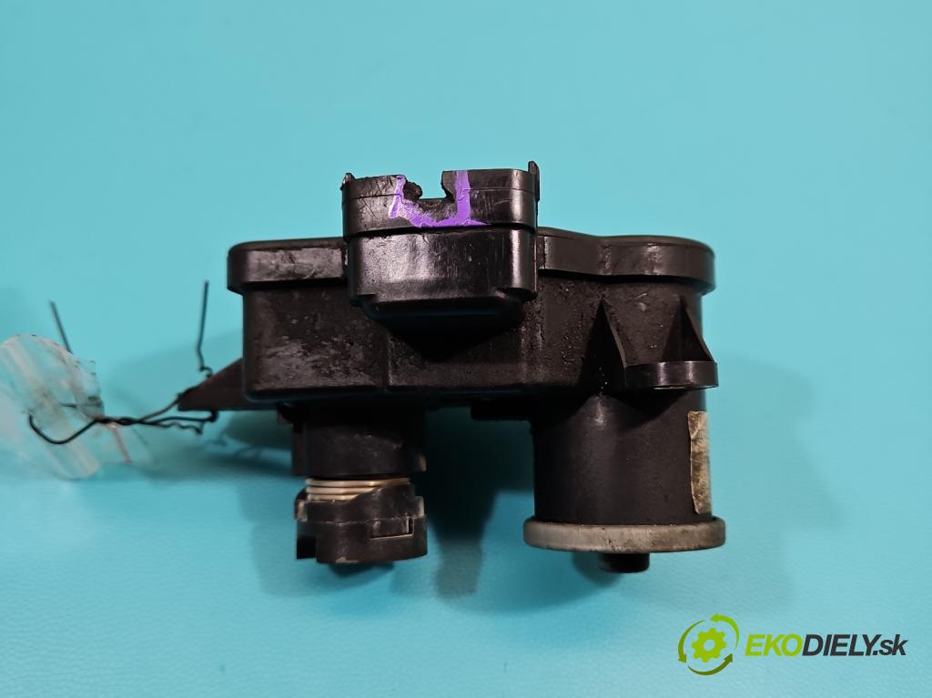 Hyundai Ix35 2.0 crdi 136 HP manual 100 kW 1995 cm3 5- Ovladač: klapky: kolektor 28381-2F000 (Motorček ostatné)