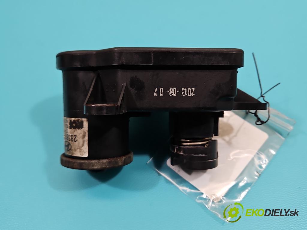 Hyundai Ix35 2.0 crdi 136 HP manual 100 kW 1995 cm3 5- Ovladač: klapky: kolektor 28381-2F000 (Motorček ostatné)