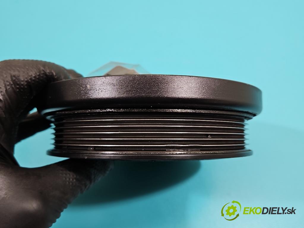 Hyundai Ix35 2.0 crdi 136 HP manual 100 kW 1995 cm3 5- koleso pás: hriadele kľukovej