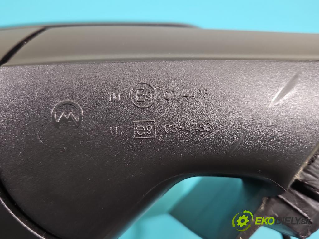 Vw Polo V 6R 2009-2017 1.4 16V 86 hp manual 63 kW 1390 cm3 5- zpětné zrcátko pravé  (Klika dveří ostatní)