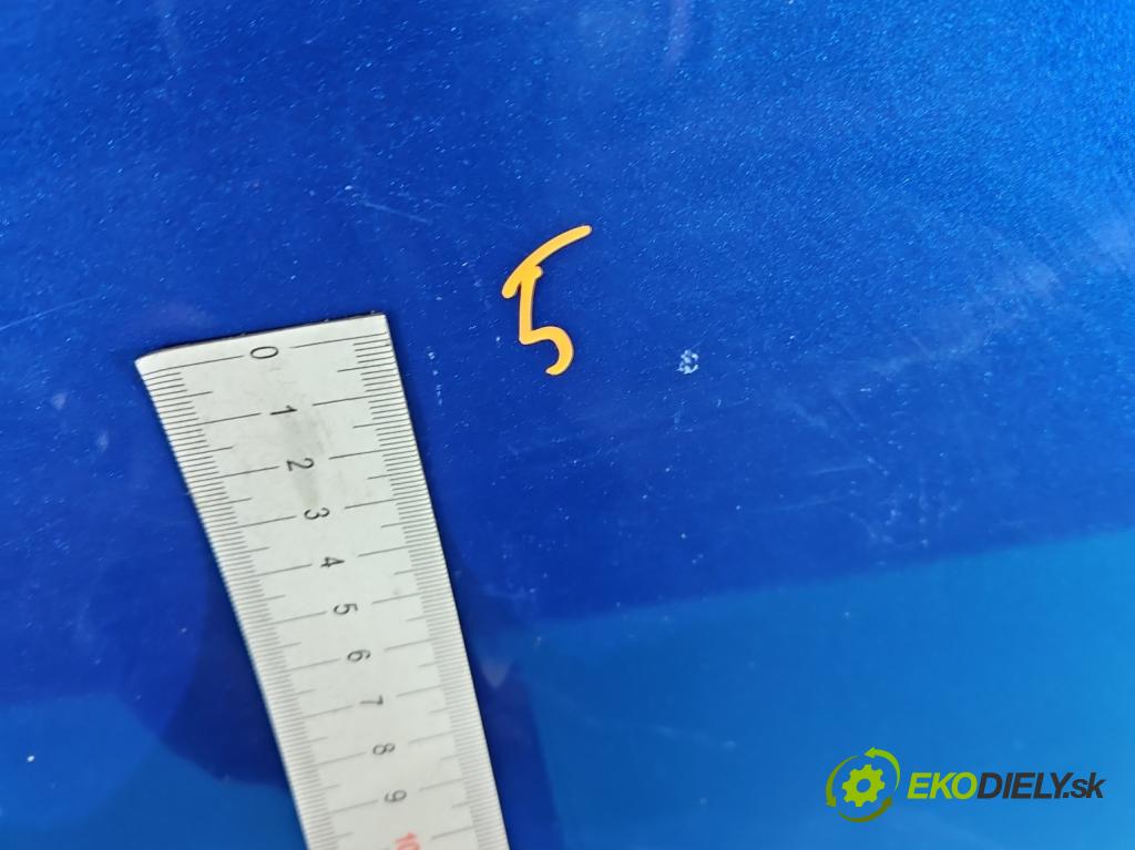 Honda Fr-v 1.7 16V 125 HP manual 92 kW 1668 cm3 5- dvere predné ľavé  (Kľučka dverí ostatné)