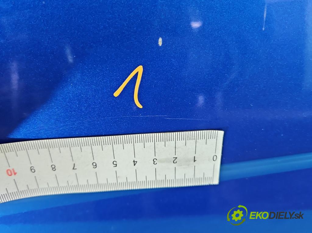 Honda Fr-v 1.7 16V 125 HP manual 92 kW 1668 cm3 5- dvere predné ľavé  (Kľučka dverí ostatné)