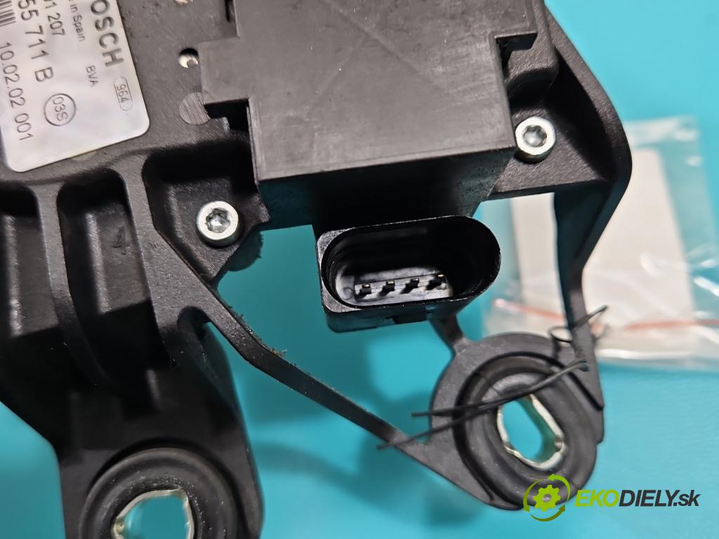 Vw Polo V 6R 2009-2017 1.2b 60 HP manual 44 kW 1198 cm3 5- motor stieračov zadné 00390201207