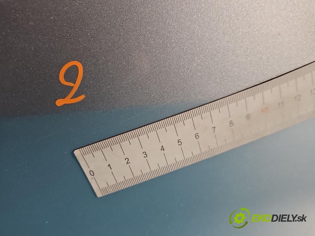 Vw Polo V 6R 2009-2017 1.2b 60 hp manual 44 kW 1198 cm3 5- zadní kufrové dveře  (Zadní kapota (kufr))