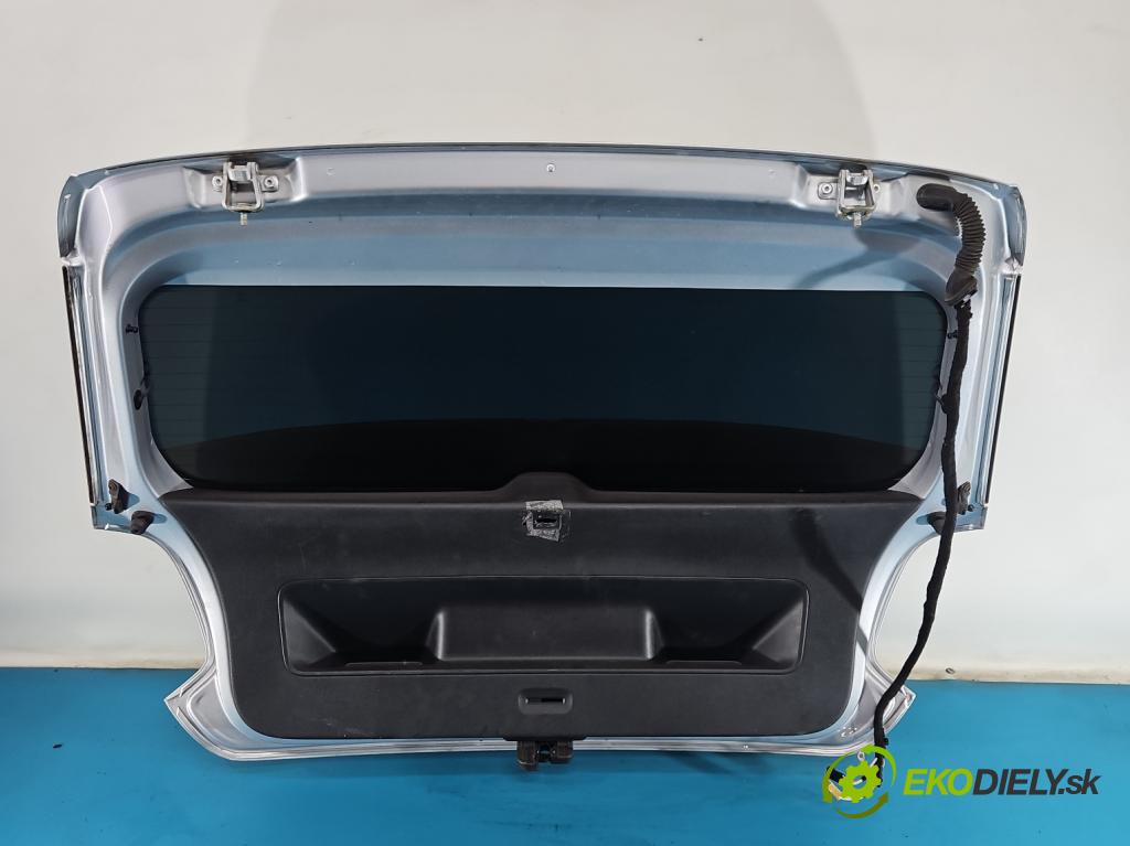 Vw Polo V 6R 2009-2017 1.2b 60 hp manual 44 kW 1198 cm3 5- zadní kufrové dveře  (Zadní kapota (kufr))