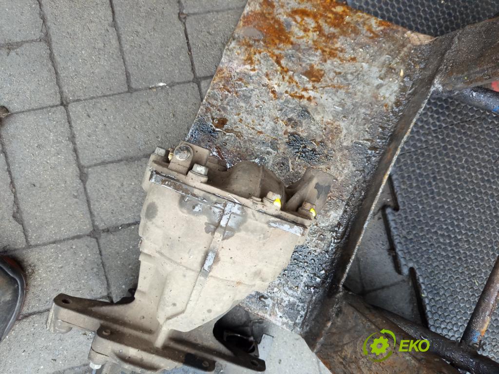 Hyundai Ix35 2.0 crdi 136 HP manual 100 kW 1995 cm3 5- Most: zadní: 2.533R