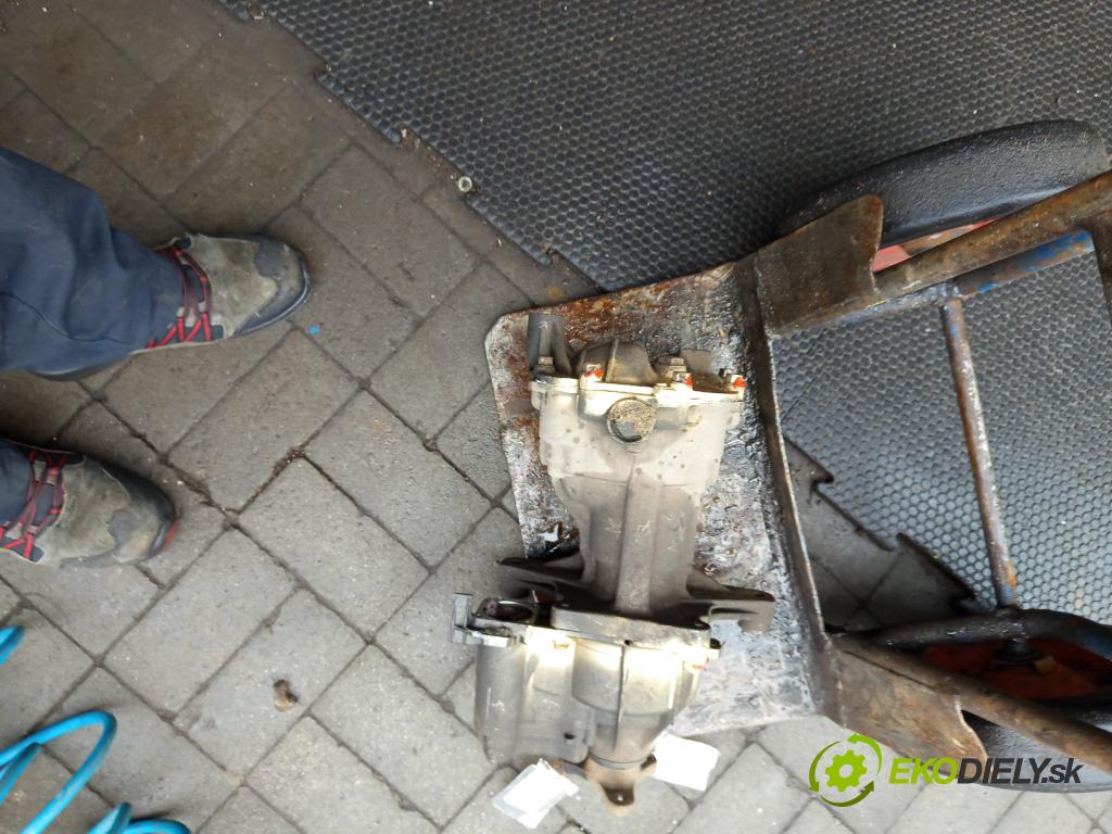 Hyundai Ix35 2.0 crdi 136 HP manual 100 kW 1995 cm3 5- Most: zadní: 2.533R