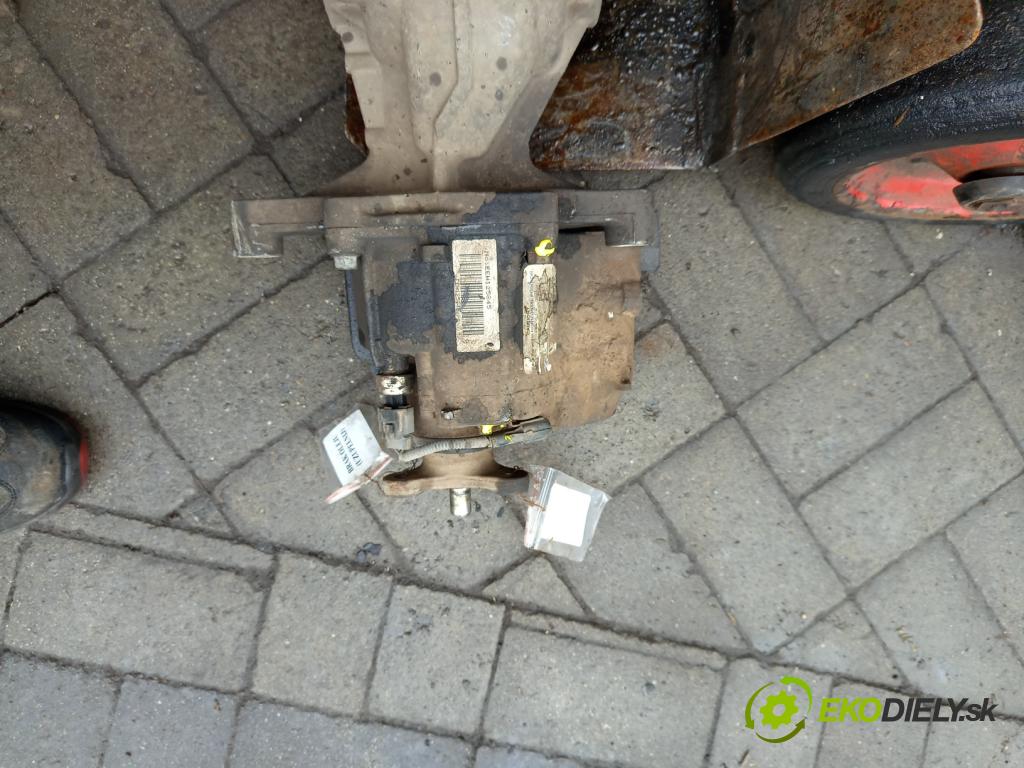 Hyundai Ix35 2.0 crdi 136 HP manual 100 kW 1995 cm3 5- Most: zadní: 2.533R