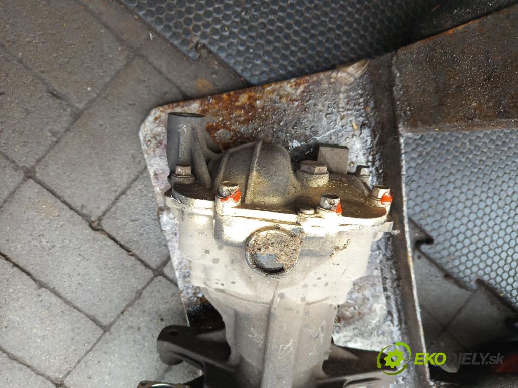 Hyundai Ix35 2.0 crdi 136 HP manual 100 kW 1995 cm3 5- Most: zadní: 2.533R