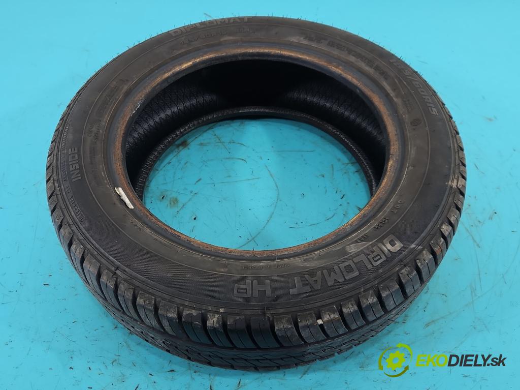 Renault Clio III 2005-2012 1.2 101 HP manual 74 kW 1149 cm3 5- pneumatika letné 4 kusy komplet