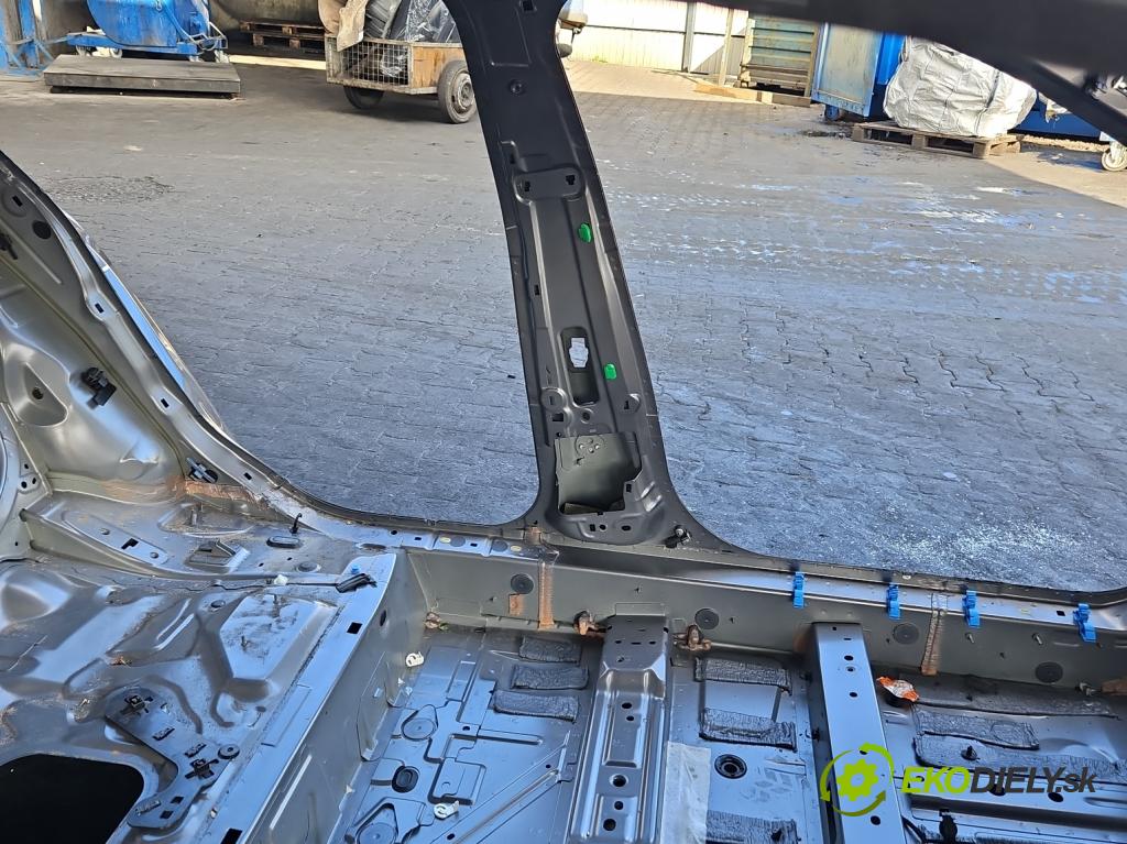 Opel Astra VI 2022- 1.5 cdti 131 hp manual 96 kW 1499 cm3 5- práh levý  (Karoserie ostatní)