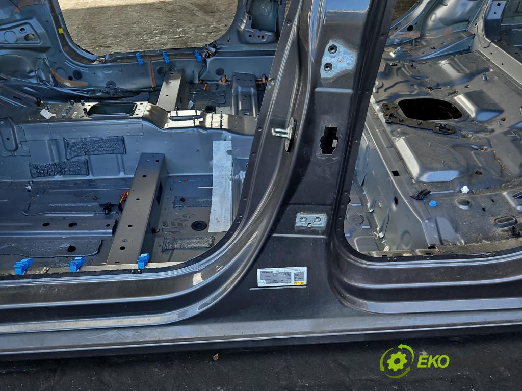 Opel Astra VI 2022- 1.5 cdti 131 hp manual 96 kW 1499 cm3 5- práh levý  (Karoserie ostatní)