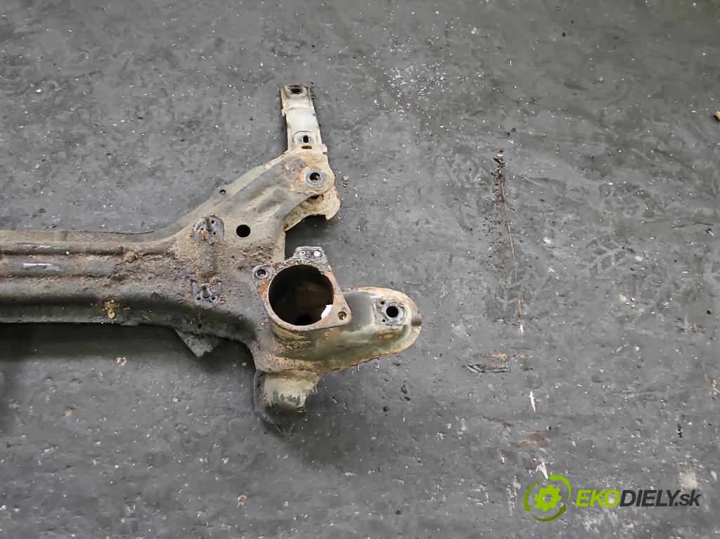 Vw Vento 1.9d 64 HP manual 47 kW 1896 cm3 4- výstuha motora
