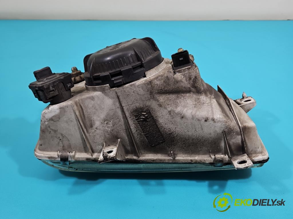 Vw Vento 1.9d 64 hp manual 47 kW 1896 cm3 4- světlo levý  (Klika dveří ostatní)