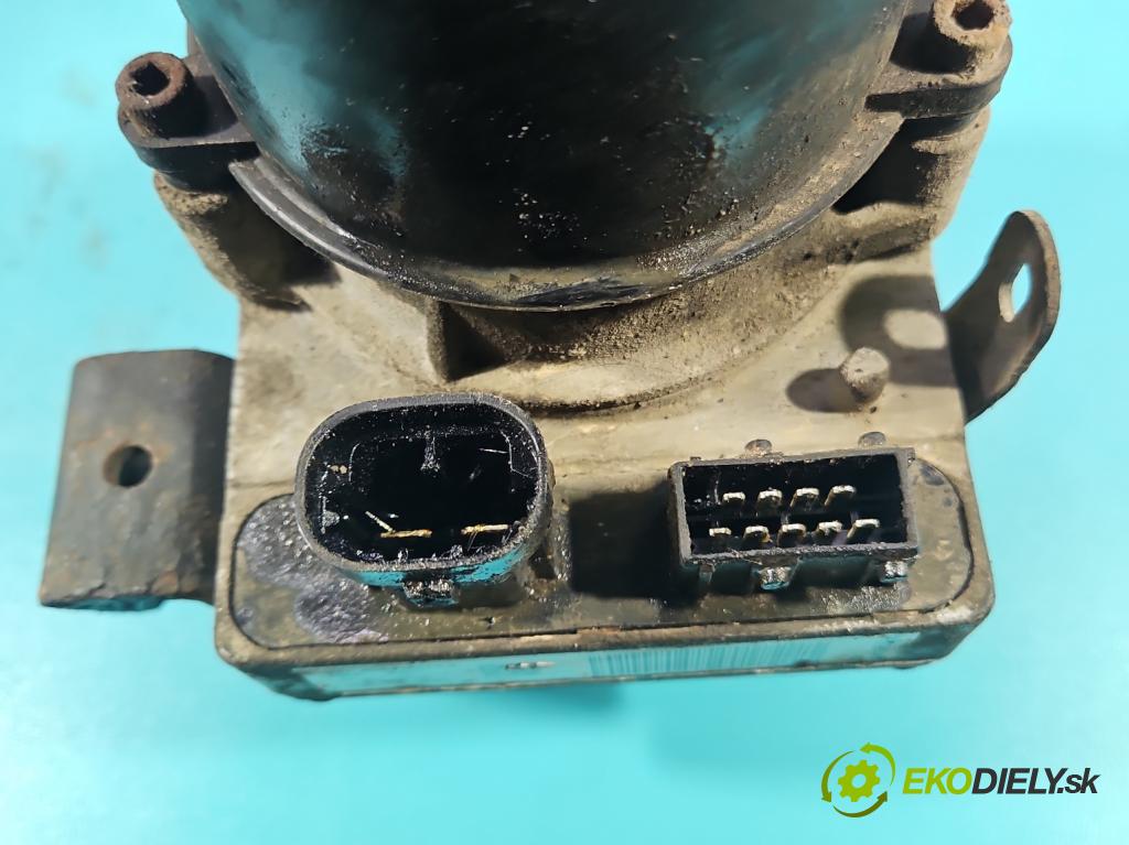 Citroen C4 I 2004-2011 1.6 hdi 90 hp manual 66.2 kW 1560 cm3 5- čerpadlo posilovač 9681545980 (Servočerpadlo)