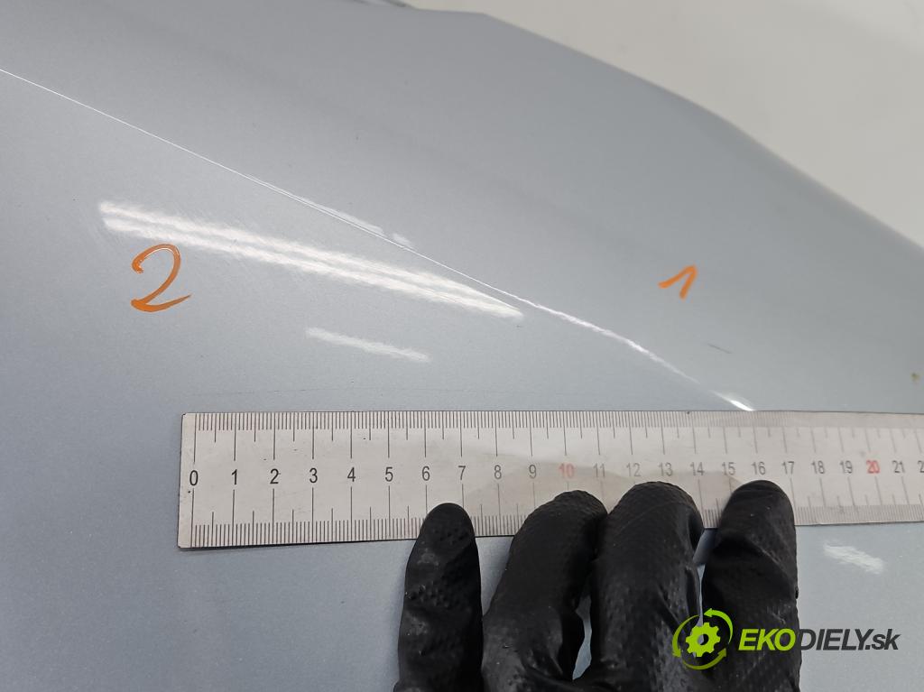 Citroen C4 I 2004-2011 1.6 hdi 90 HP manual 66.2 kW 1560 cm3 5- blatník predné pravý  (Kľučka dverí ostatné)